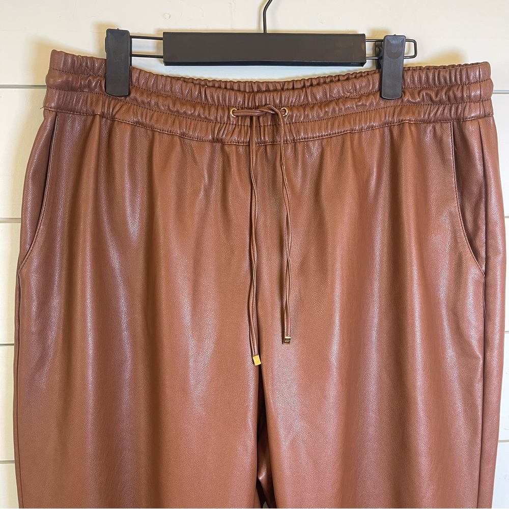 Marc New‎ York Andrew Marc light brown faux leather pants women's size large - Picture 2 of 4